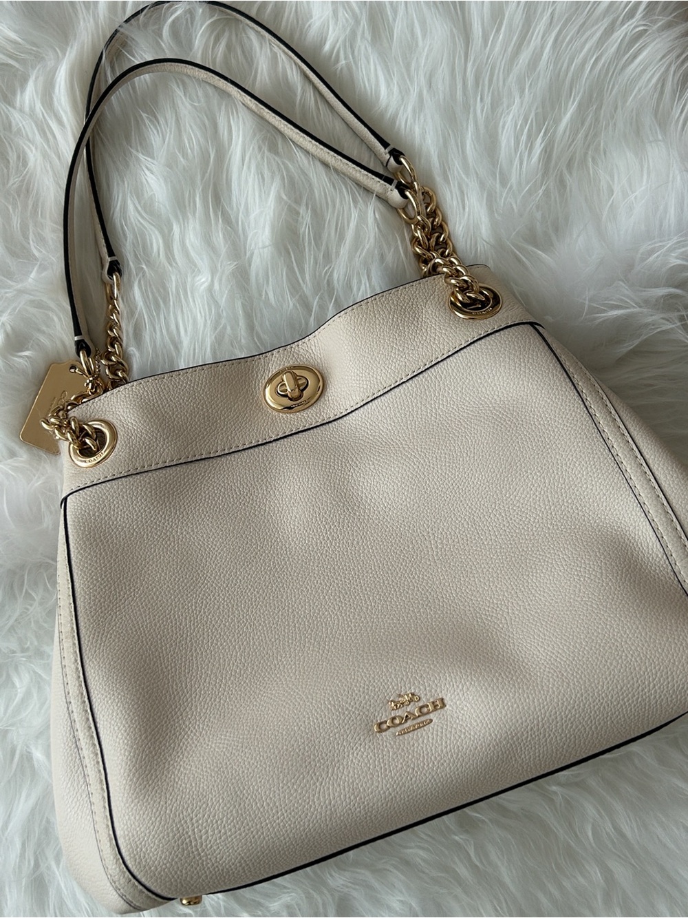 COACH Turnlock Edie Cream Shoulder Bag